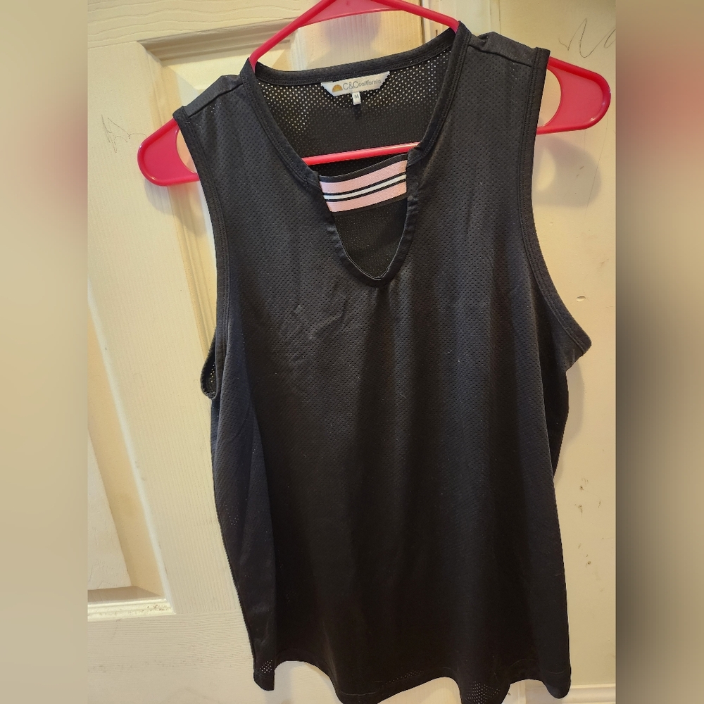 Black sports top